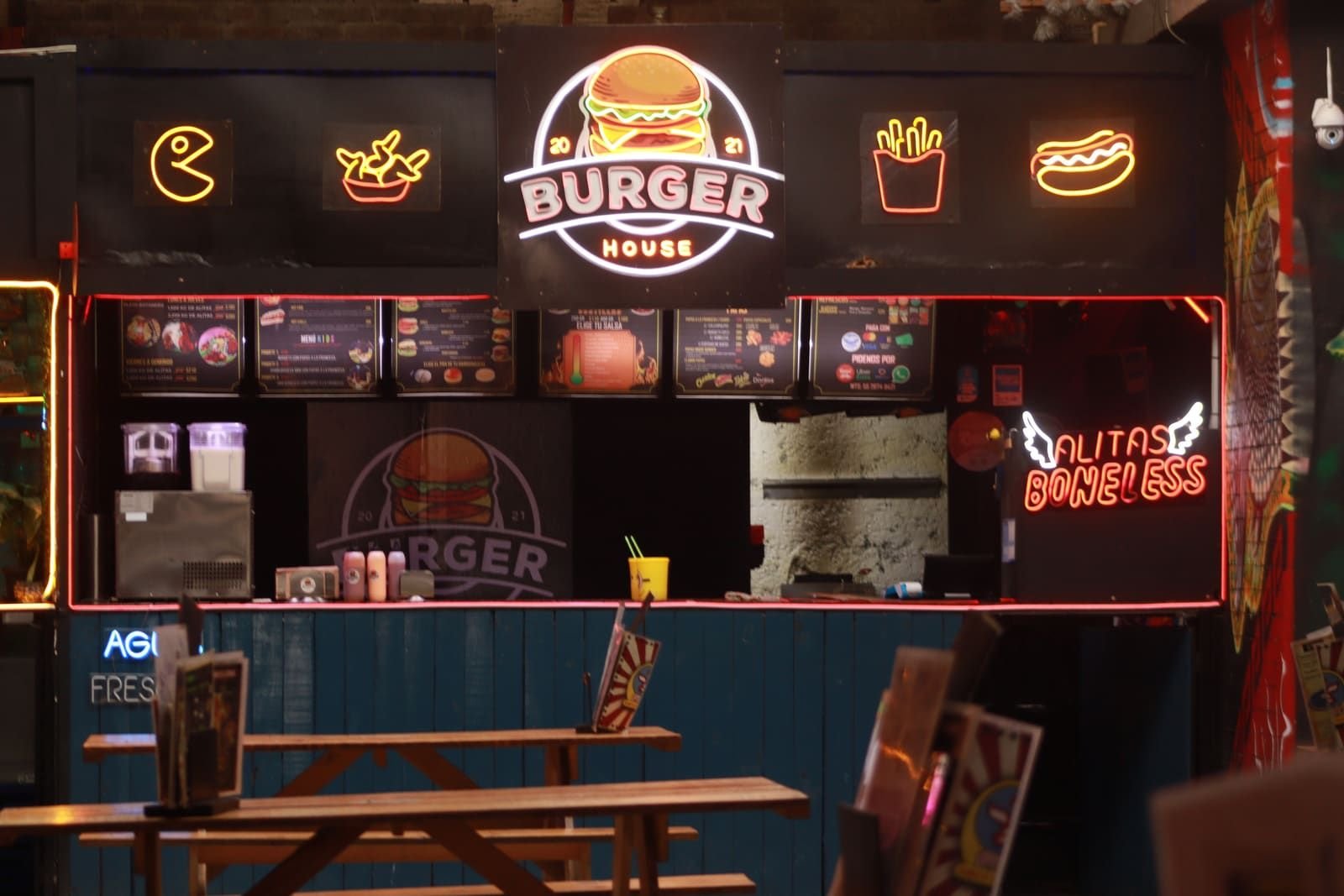 Fotografía de Burger House, local de hamburguesas artesanales en Pabellón Texcoco